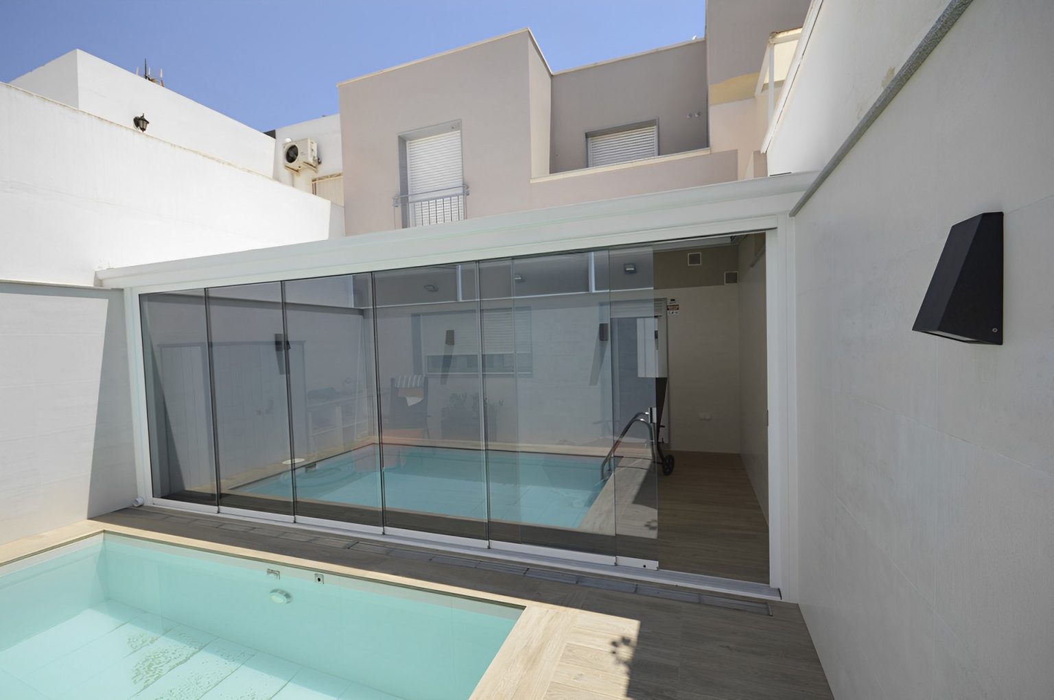 cortina de cristal plegable para terraza almeria distecalum