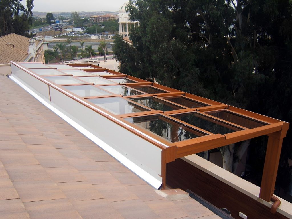 techo de madera transparente de cristal para terraza o balcon almeria distecalum